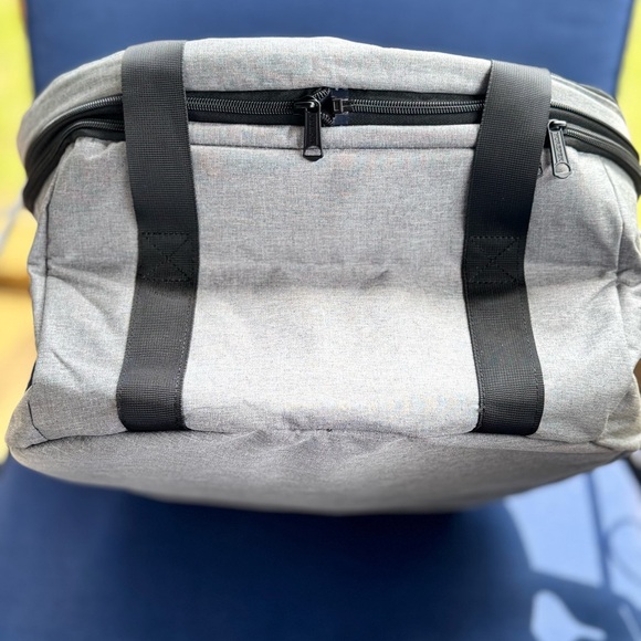 Gray and Black Duffel Bag with Sleek Design and Ample Storage - Picture 4 of 5